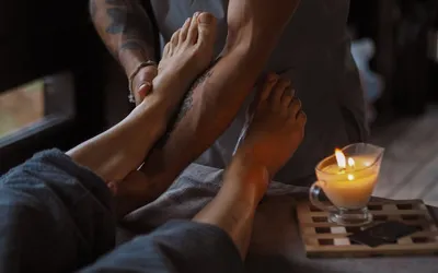 candlelit foot zoning treatment